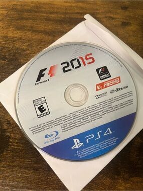 Sony PS4 F1 2015 Game Disc - White & Blue
